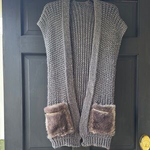 Gray Knit Women's Sleeveless Sweater with Faux Fur Pockets. One Size fits All